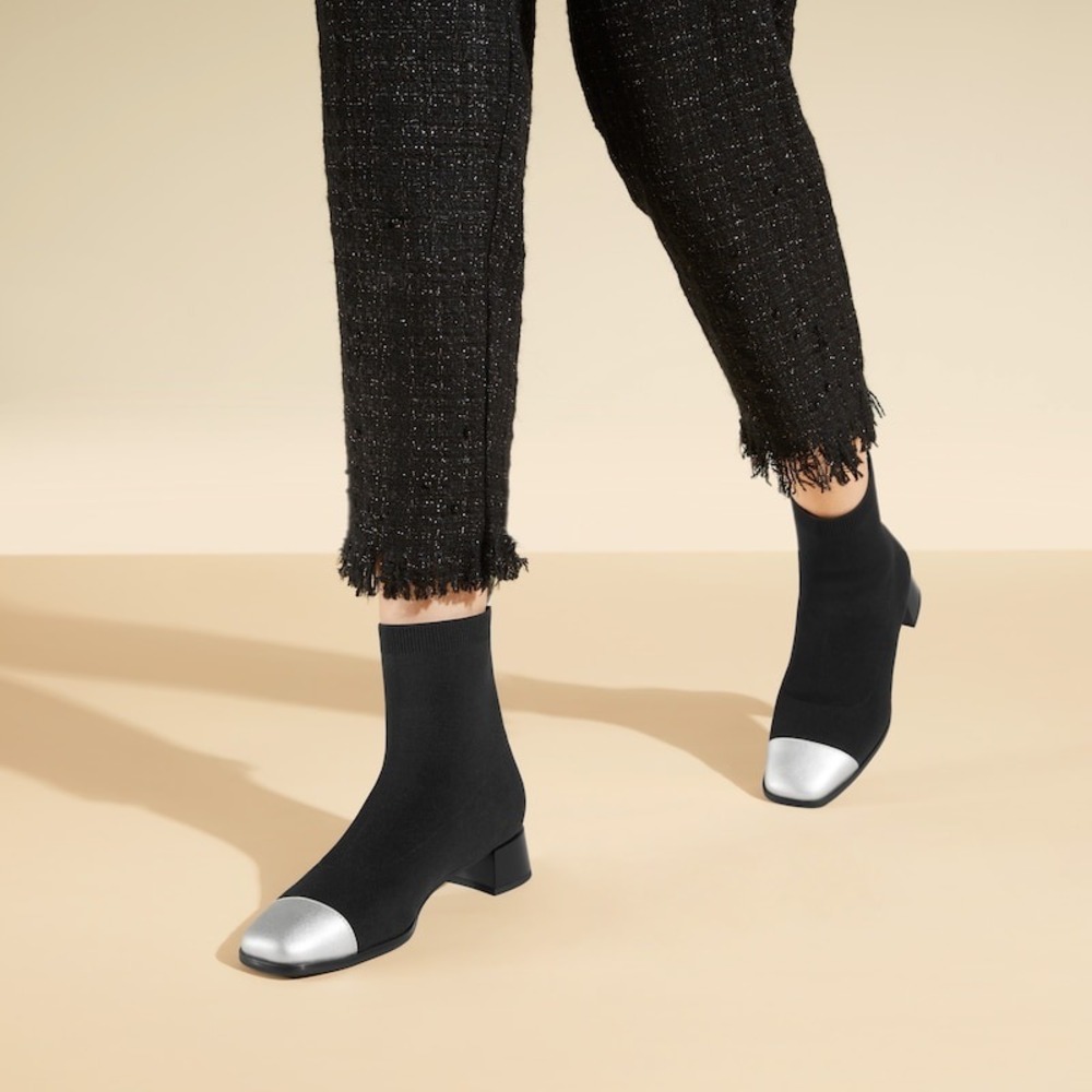 VIVIAIA Sock Boots‎ Black Silver Cap Toe Block Heel Knit Ankle Women Size 7.5